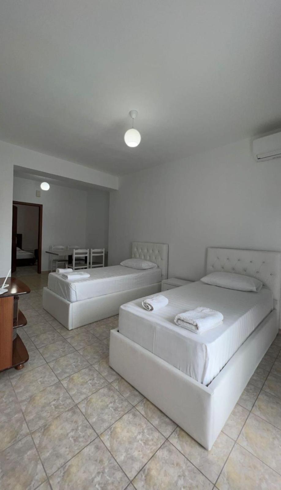 Villa Mirjan Sarande Luaran gambar
