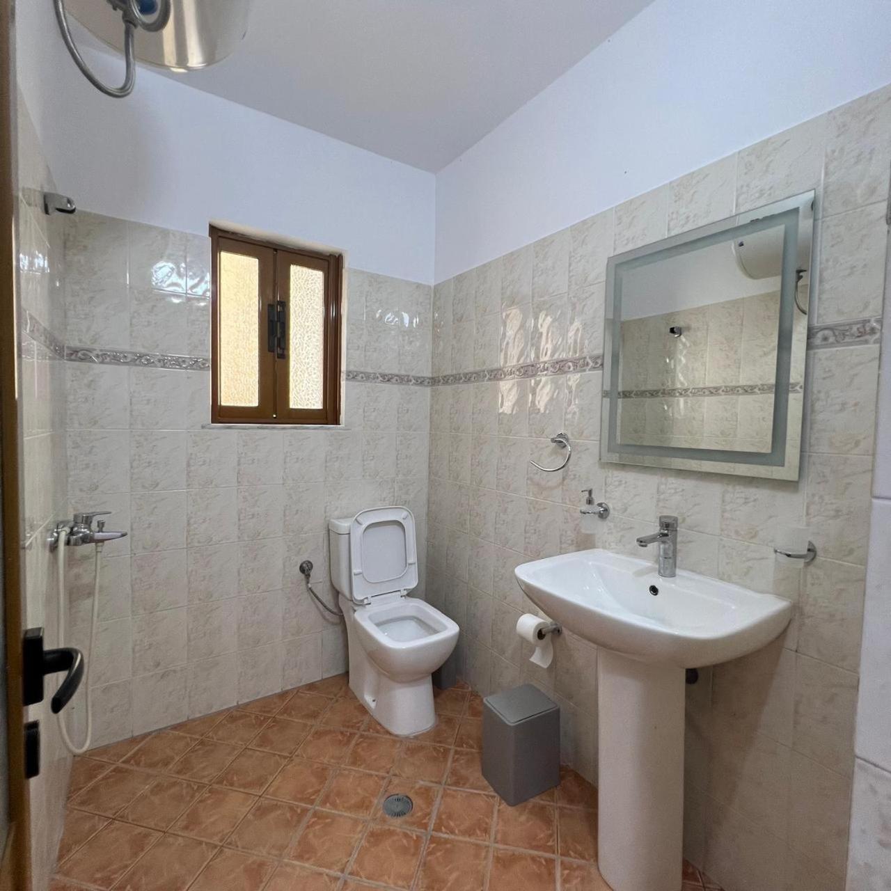 Villa Mirjan Sarande Luaran gambar