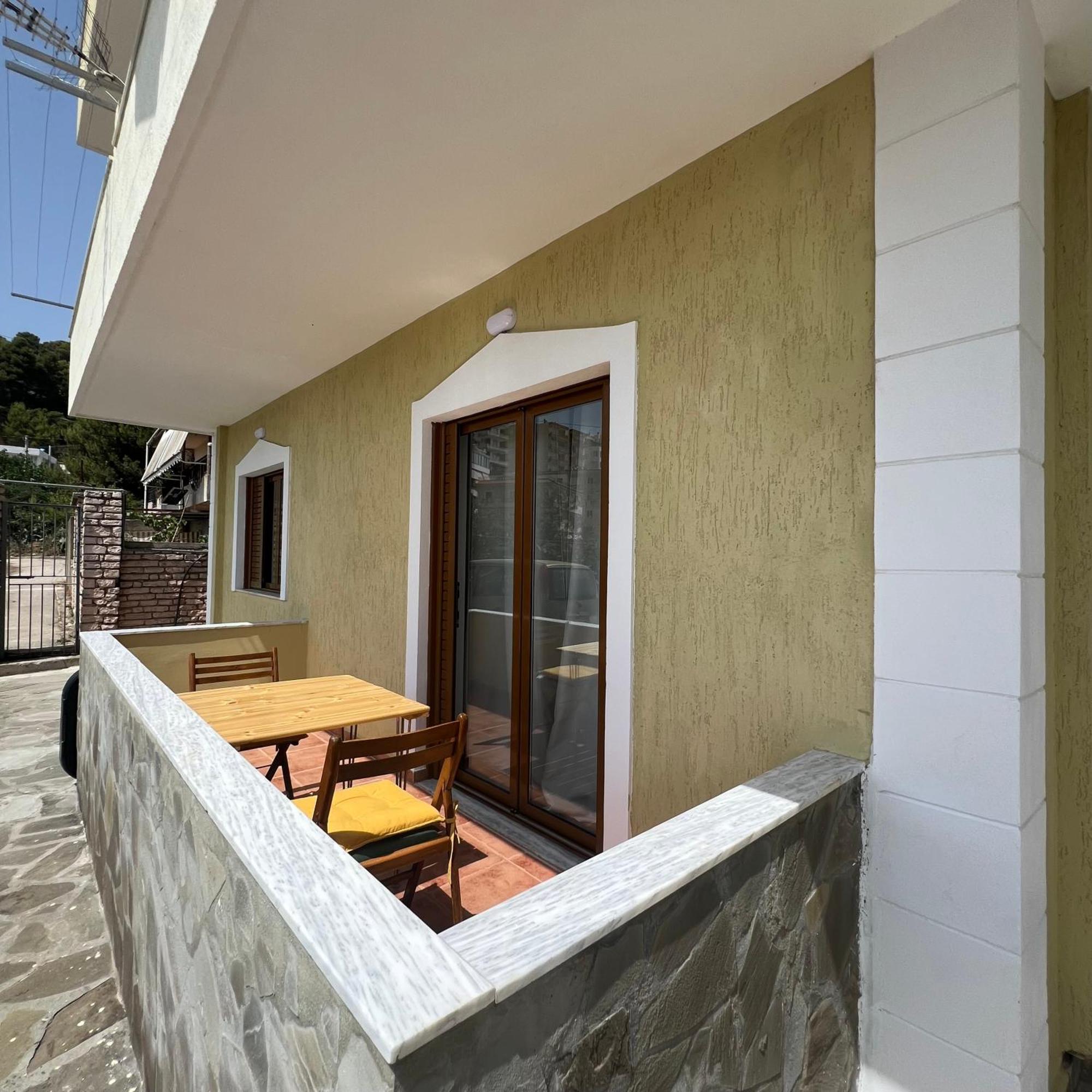Villa Mirjan Sarande Luaran gambar